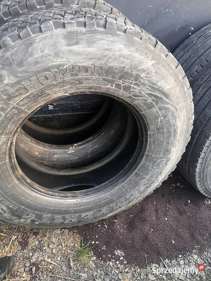 Opony 31570 r225 31580r 225 Goodyear dolnośląskie