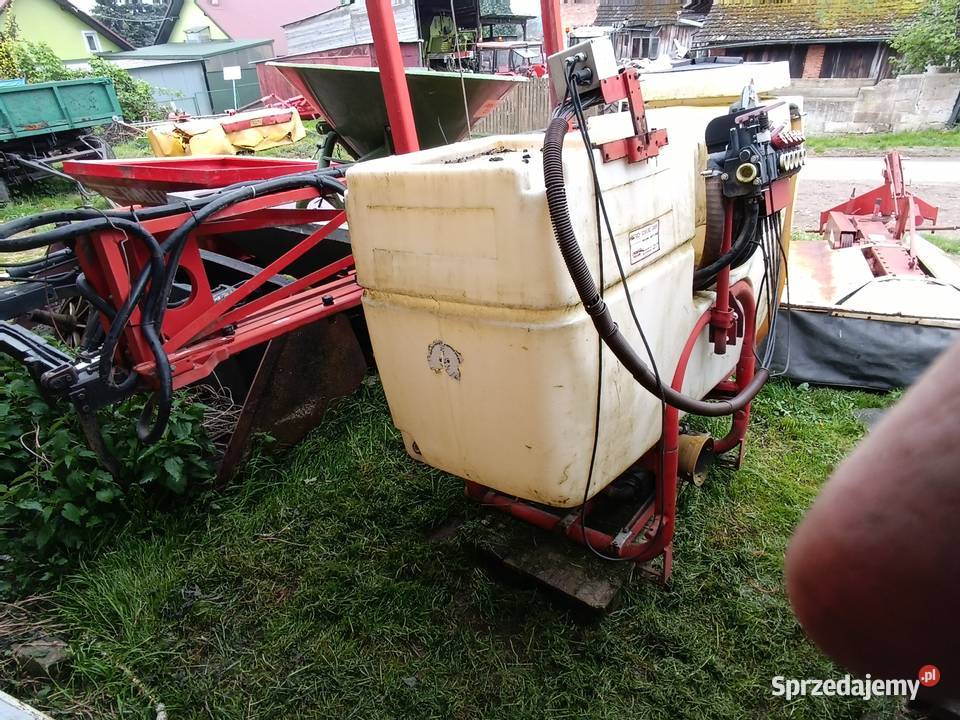 Opryskiwacz rolniczy Holder 800 l belka 12m Opryskiwacze Gdów