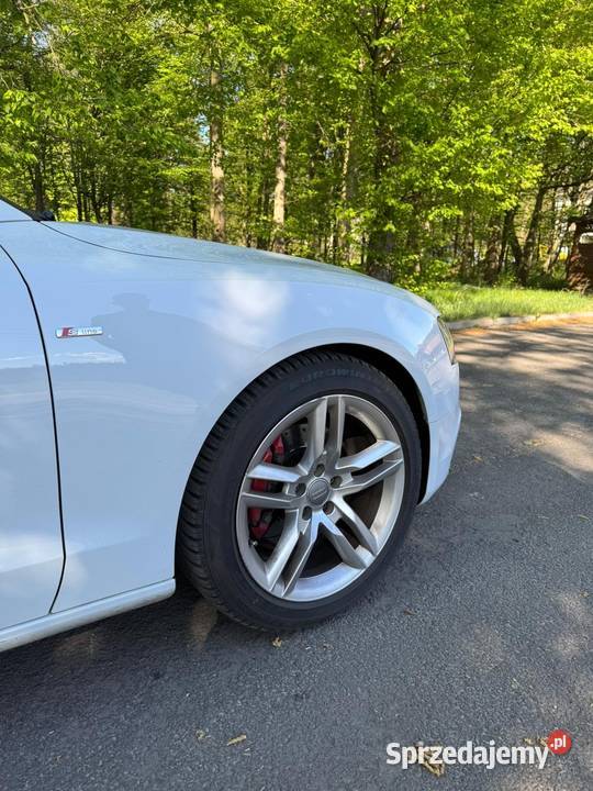 Audi A5 Niski przebieg Polski salon super stan Rok produkcji 2012 Samochody osobowe Golub-Dobrzyń