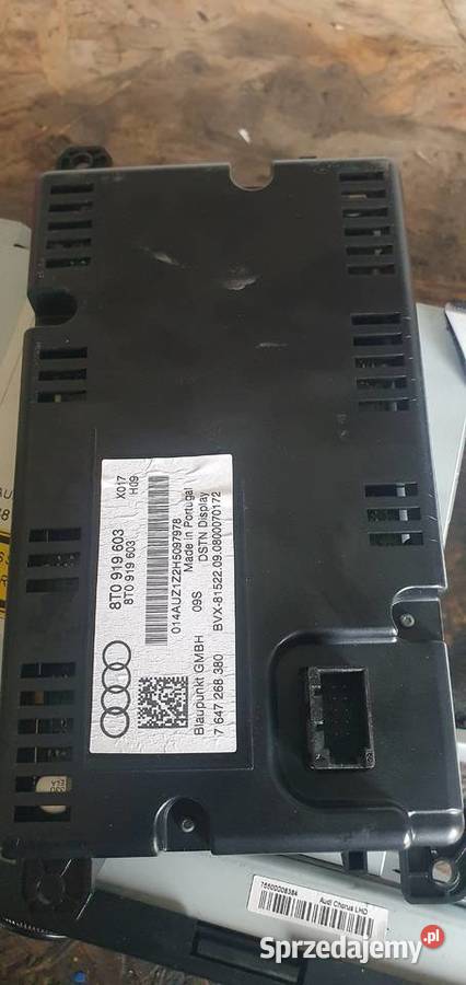 Wyświetlacz radio ramka Audi A4B8 Niwy