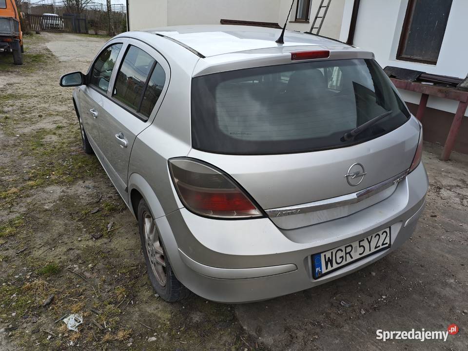 Opel Astra H 17 cdti 2008 diesel 125 Opel Warka