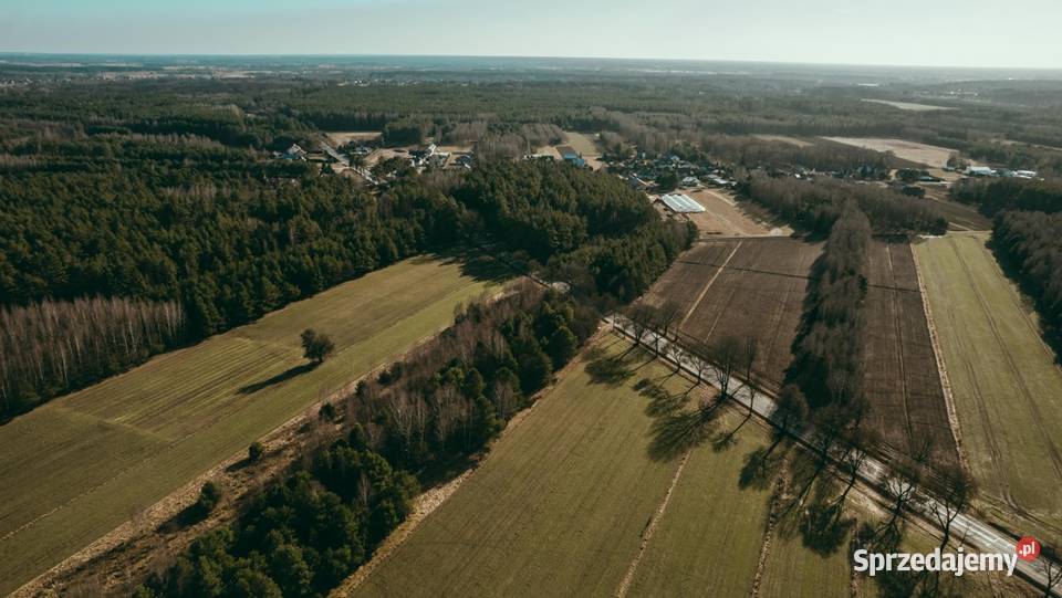 Działka budowlana w Błędnicy Mieszkaniowo asfalt