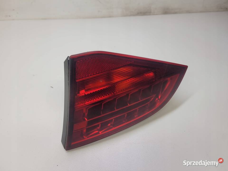 LAMPA PRAWY TYŁ AUDI A4 B8 KOMBI LED 8K9945094B osobowe Lampy tylne Przystajń