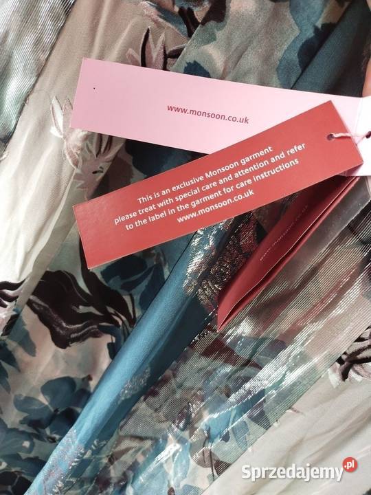 Jedwabna długa wieczorowa suknia z wysokim kolorowy Gliwice