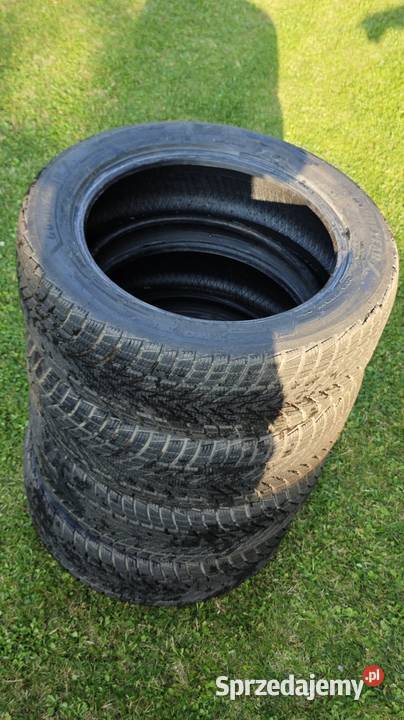 Opony zimowe Goodyear UltraGrip 205 Samochodowe