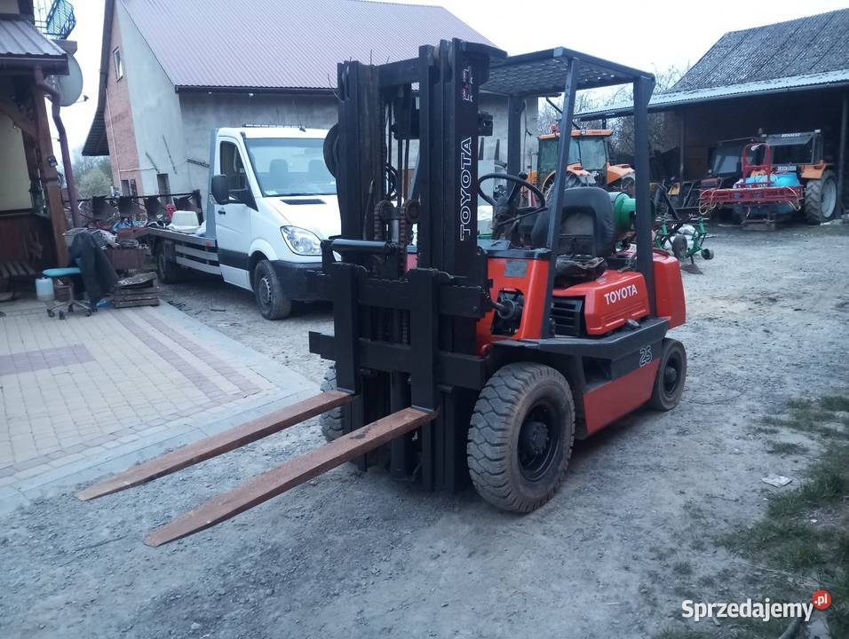 Wózek widłowy Toyota Triplex lubelskie Huta Józefów