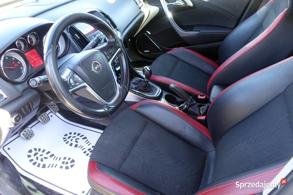Opel Astra 20CDTI 195 BiTurbo Wymieniony rozrząd Rok produkcji 2014 Motoryzacja Buczkowice sprzedam