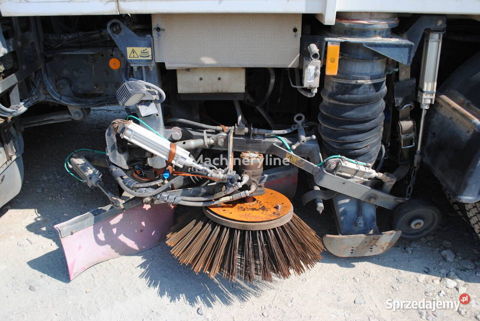 SCARAB MERLIN Hydrostat Euro 6 2014 Szczotki LR