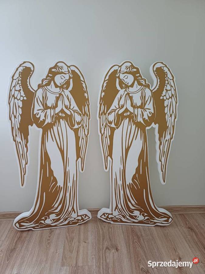 Duży anioł modlący się dekoracja Grób Pański Dobrzyca