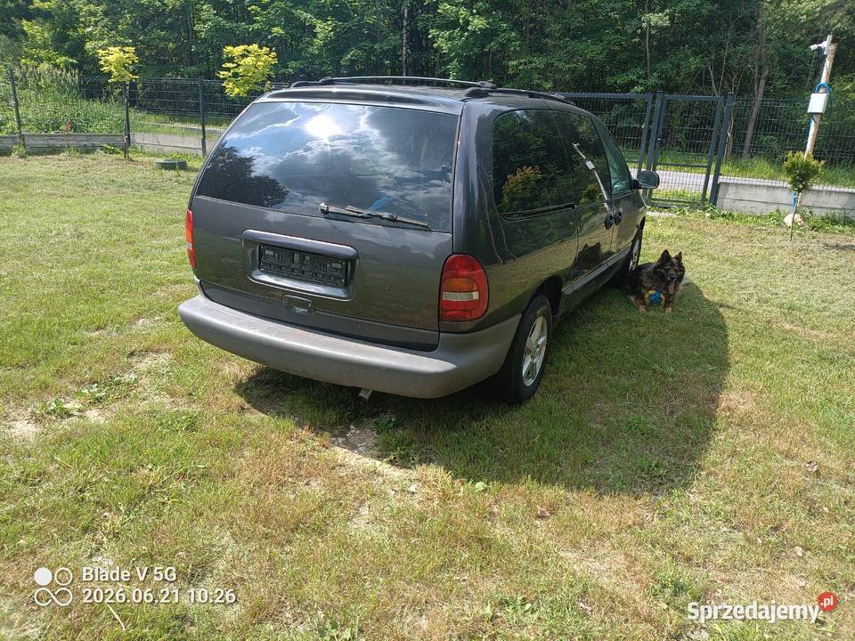 pogrzebowy chrysler grand voyager 24 151 koni Szydłowiec