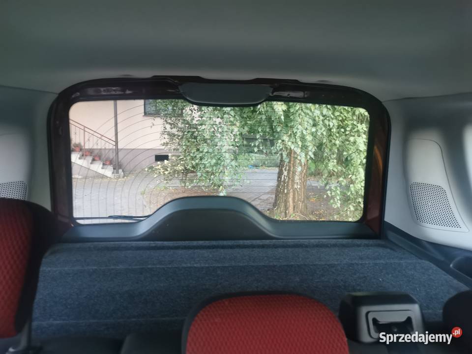 Fiat Doblo 14 16V Dynamic 95 2010 r nowości w śląskie Zabrzeg