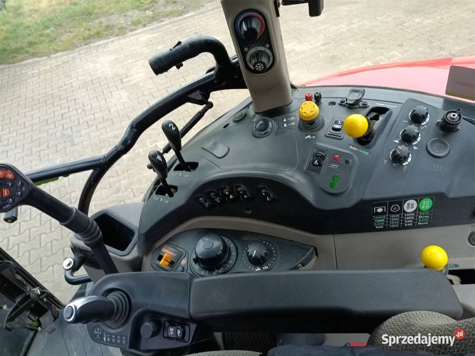 Case farmall 115 u PRO WOM 540/1000 obr. podlaskie Janów
