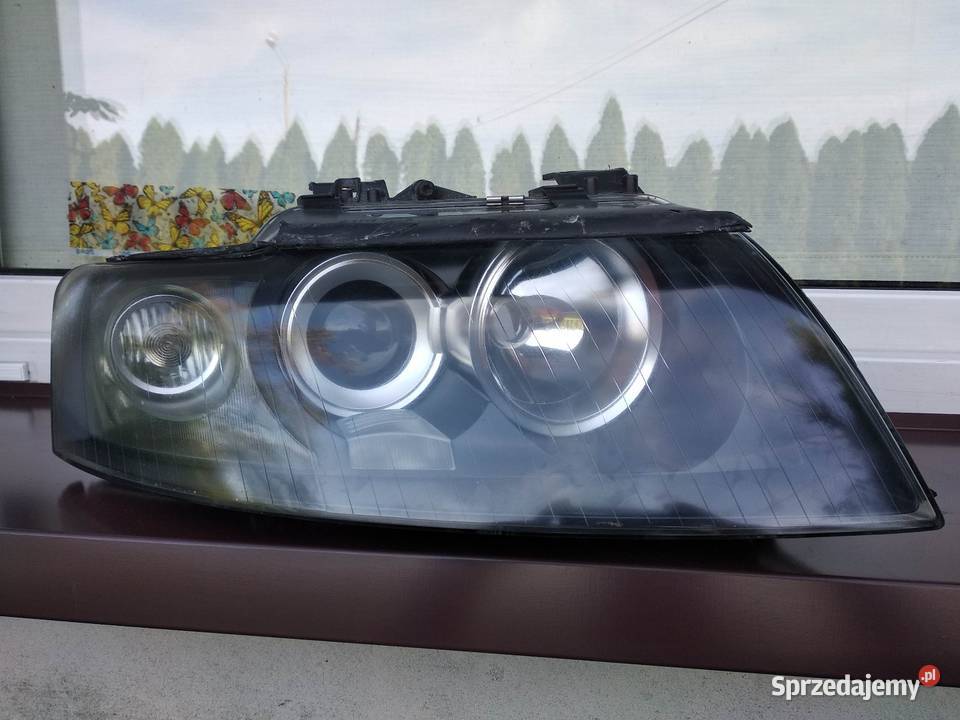Audi A4 B6 Cabrio lampa przednia prawa reflektor Sieradz