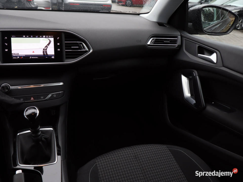 Peugeot 308 12 PureTech śląskie