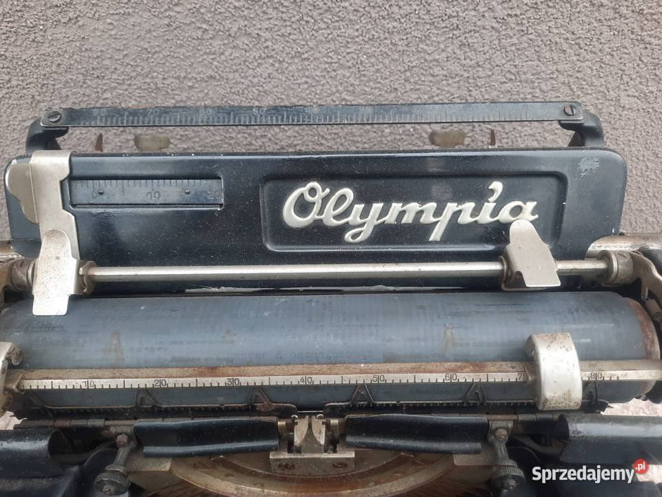 Stara maszyna do pisania Olympia 8 gabinetowa Tczew