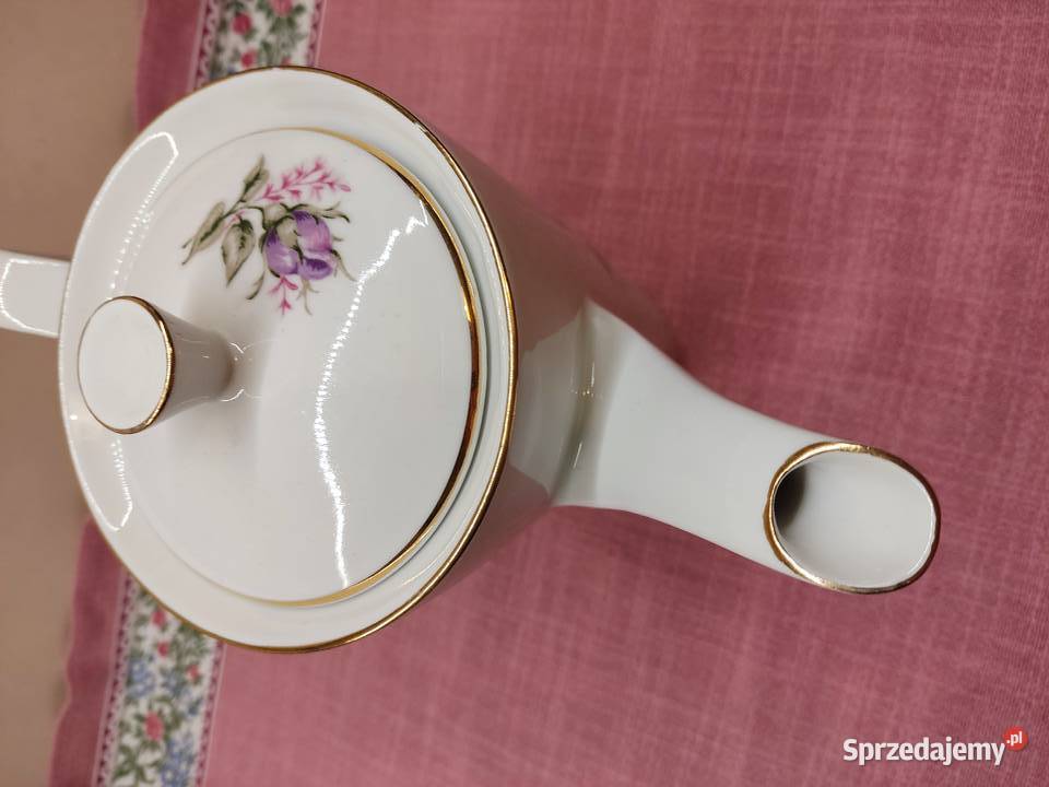 Dzbanek porcelanowy Chodzież z kwiatowym motywem Głuchołazy