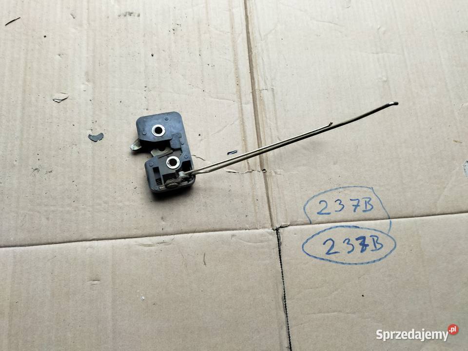 FORD FIESTA MK3 3DZAMEK TYLNEJ KLAPY BAGAŻNIKA osobowe Zamki, wkładki i kluczyki lubelskie sprzedam