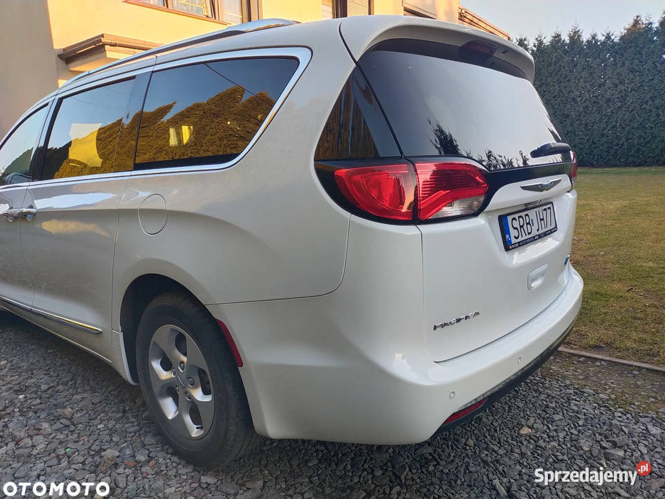 Chrysler Pacifica PHEV 36 100 Bezwypadkowy Katowice sprzedam