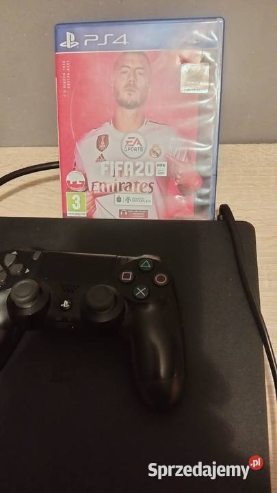 OKAZJA Konsola PlayStation 4 pro Pozostałe Dubiecko sprzedam