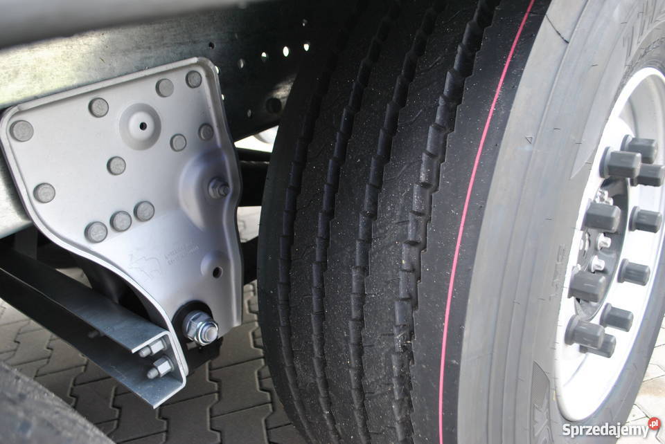 NACZEPA SCHMITZ 2017 Z NIEMIEC OŚ PODNOSZONA towarowe Modliszewko