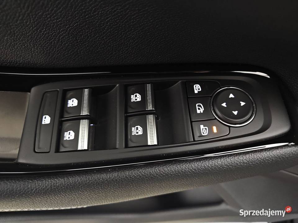 Austral 13 TCe mHEV Techno aut