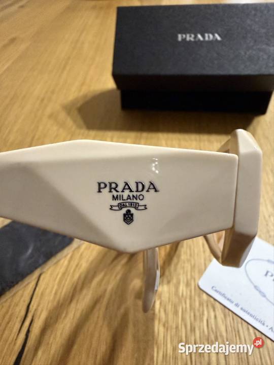 Okulary Przeciwsłoneczne Prada Moda i Styl Konin