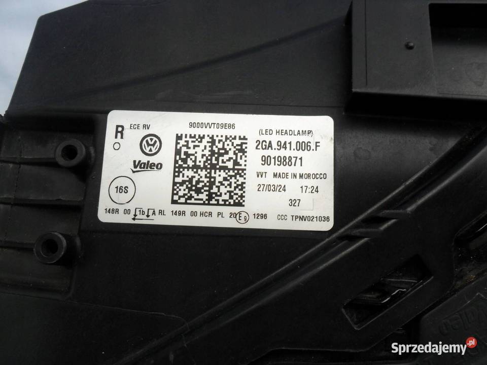 REFLEKTOR PRZÓD STRONA PRAWA VOLKSWAGEN TROC Nowy Tomyśl