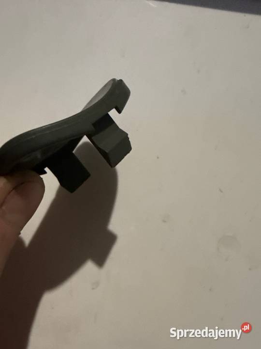 Oryginalna zaślepka rączki drzwi BMW e23 e30 Motoryzacja Mszana