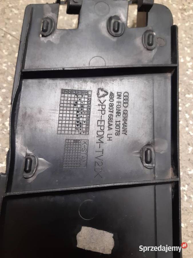 Audi a6 c5 zadlepka halogenu lewa 9705r stan osobowe