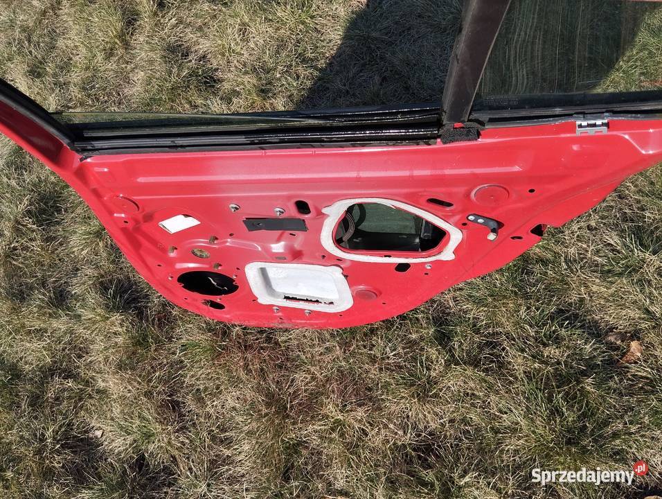 Drzwi prawy tył 5D Renault Megane 3 OV727 Łask