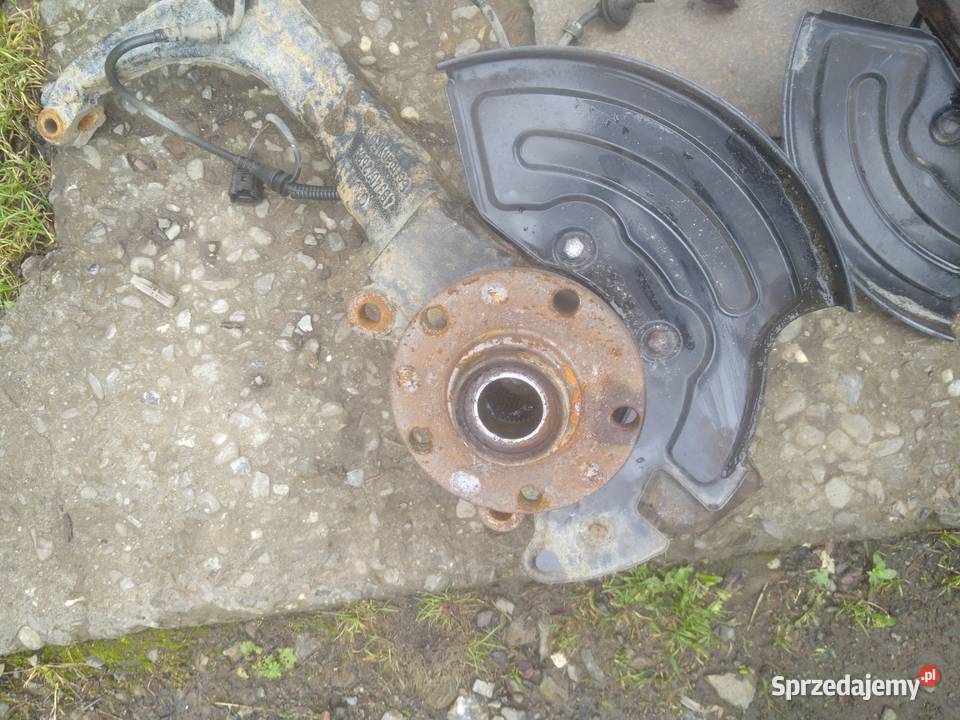 Zwrotnice audi A6 A4 S4 żeliwne szeroki rozstaw Istebna