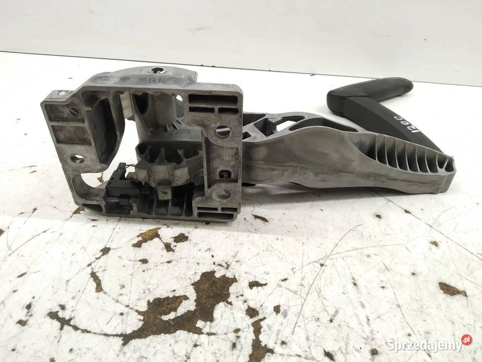 DŹWIGNIA HAMULCA RĘCZNEGO BV612780AF Ford Focus osobowe