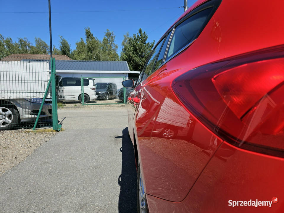 Ford Focus RatyZamiana Gwarancja full LED ładny Gdów