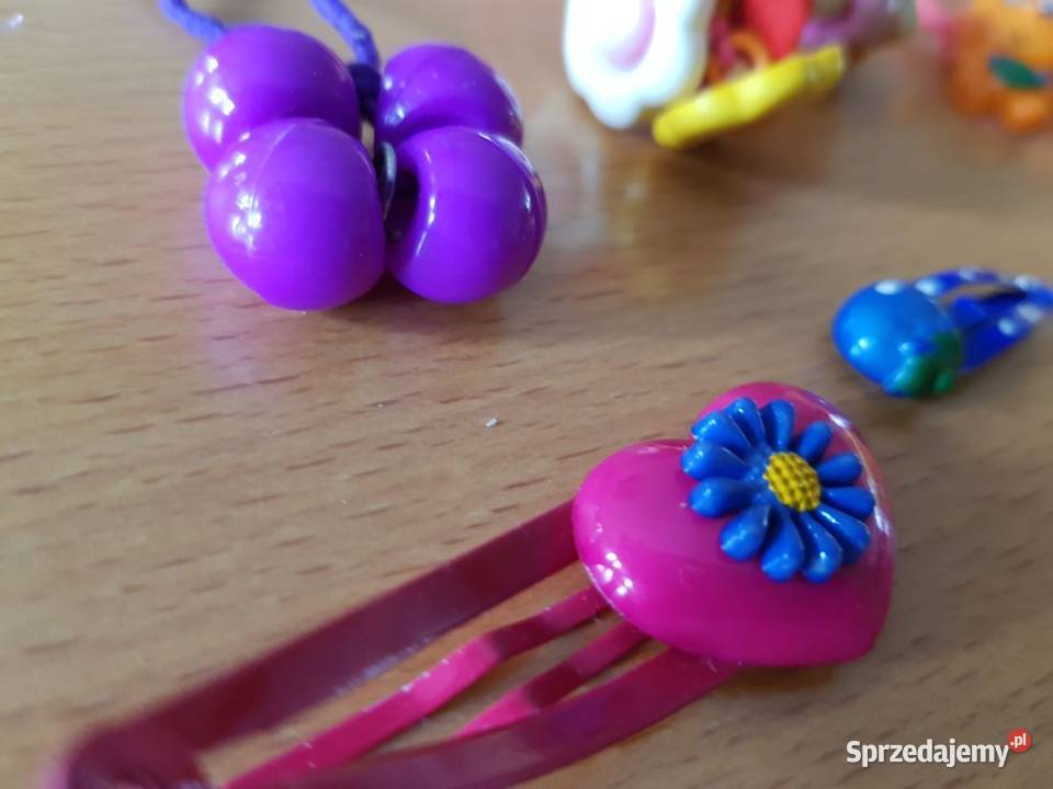 spinki wsuwki gumki do włosów tatuaż dziewczynki Kielce