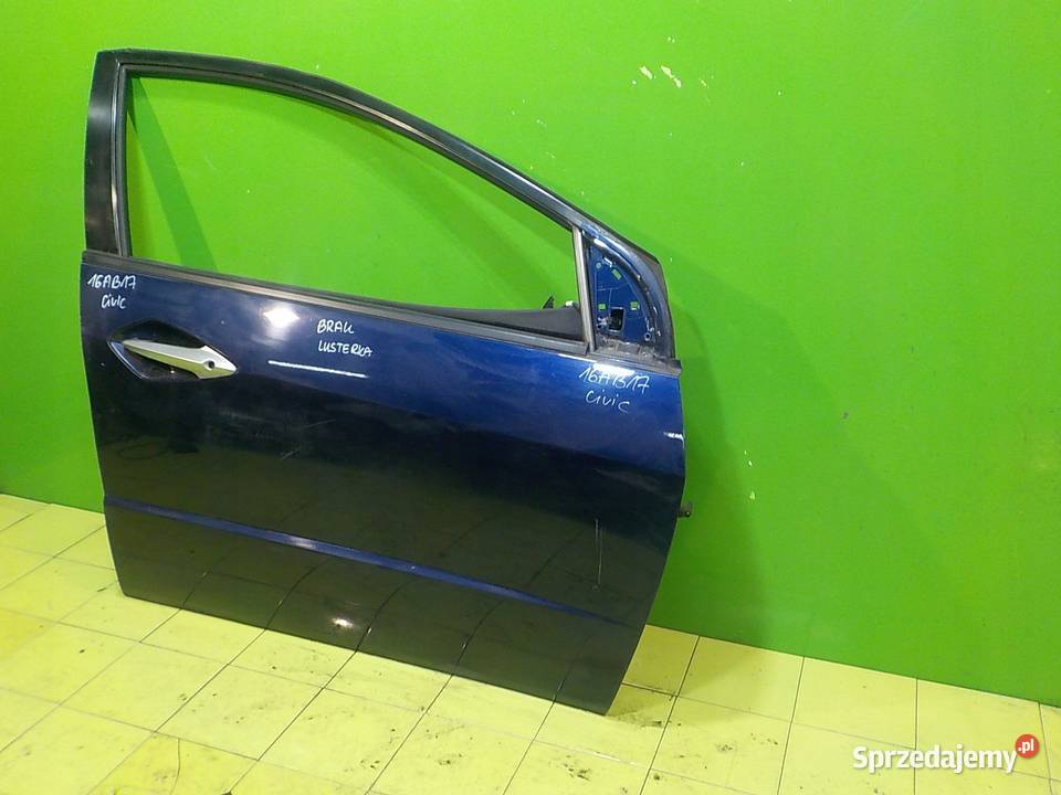 HONDA CIVIC VIII UFO 08r HB 5D drzwi prawe przod Części samochodowe