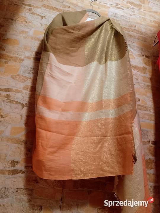 Duża chusta oversize ze złotą nitką z Madrytu małopolskie Kraków