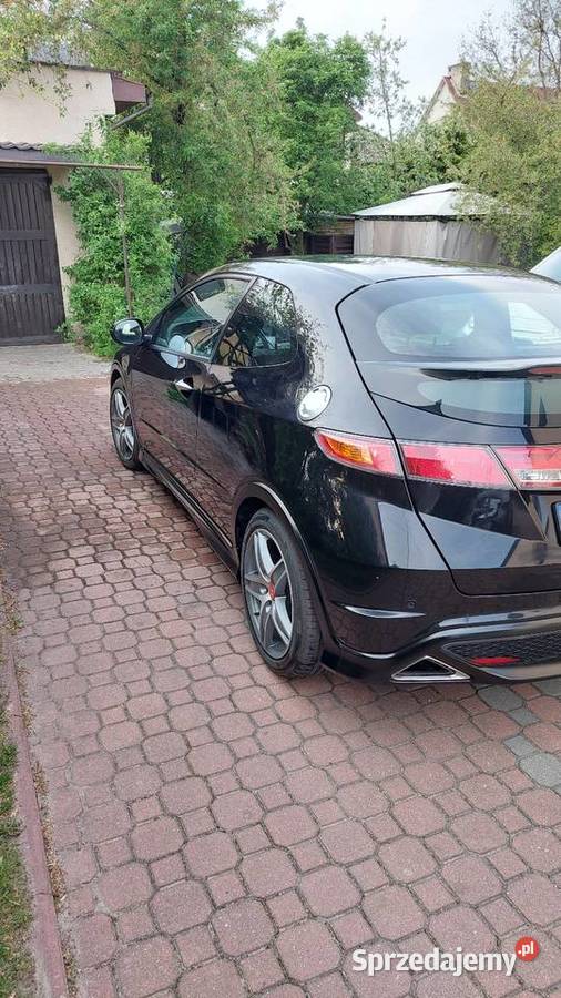 Honda civic viii ufo 18 typs CD łódzkie sprzedam