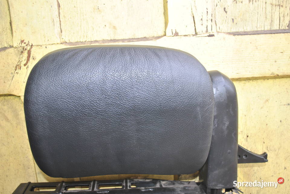 Zagłówek fotela pasażera przód BMW E46 CABRIO osobowe Poręba