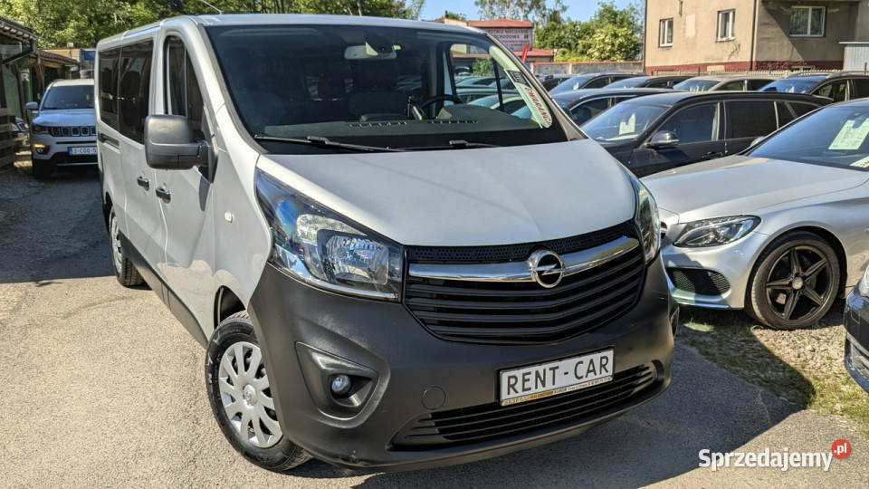 Opel Vivaro BUS 8Osób 16D125OPŁACONYBezwypadkowy śląskie Częstochowa sprzedam