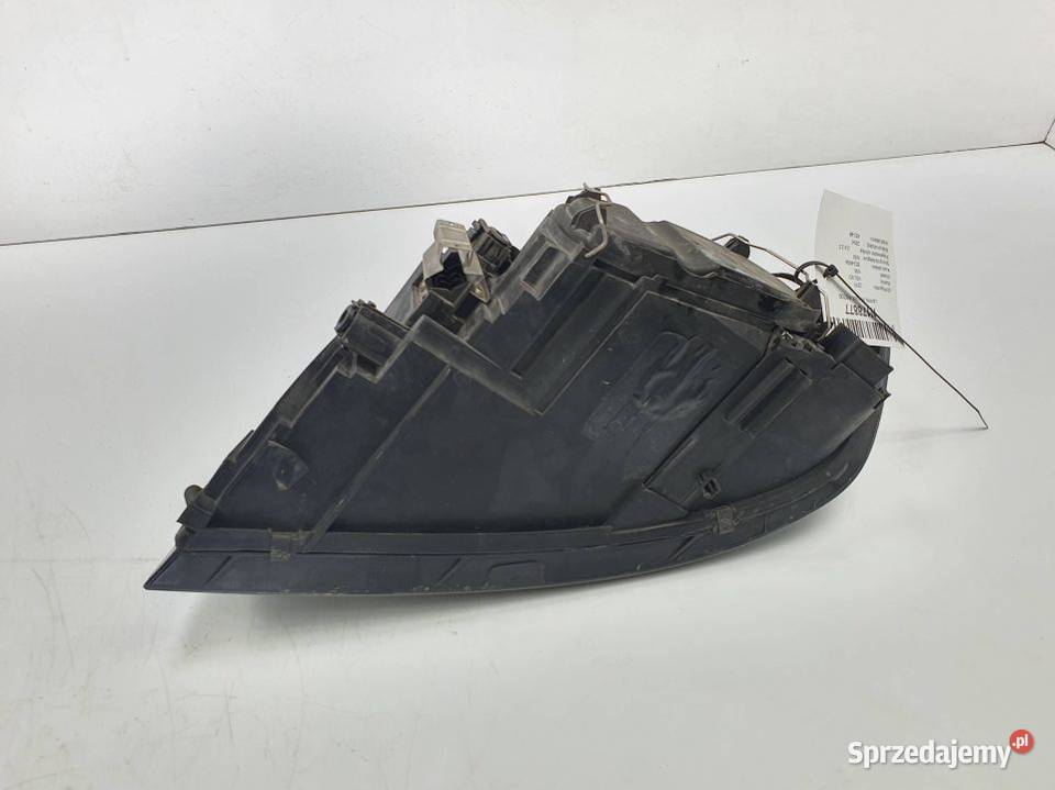 LAMPA PRAWA PRZÓD VOLVO V50 30678913 Lipno