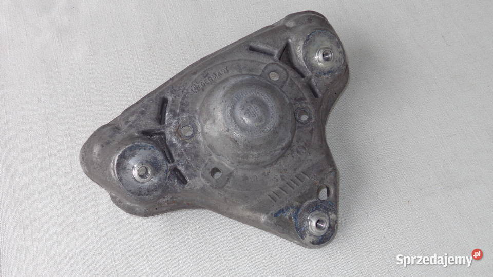 Mocowanie amortyzatora PASSAT B5 AUDI A6 C5 osobowe Chełm sprzedam