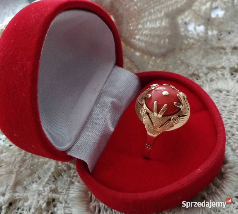 złoty pierscionek z koralem Częstochowa