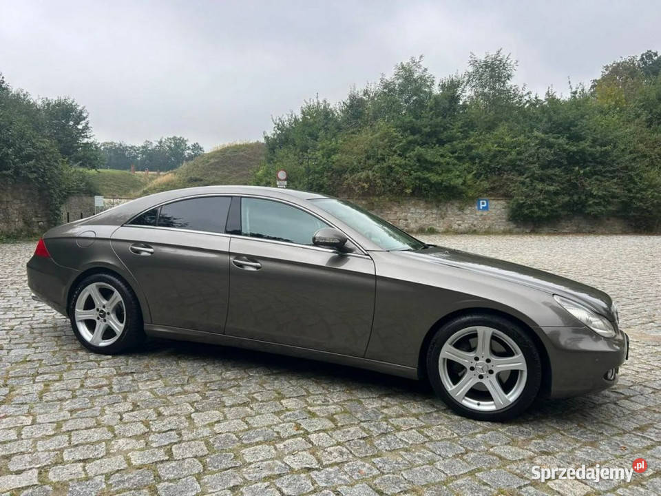 Mercedes CLS 300 Skóra Gaz na gwarancji Komfort klimatyzacja Nysa