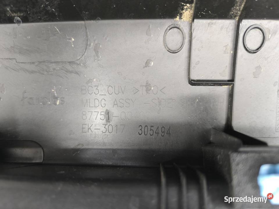 LISTWA PROGOWA PRAWA HYUNDAI BAYON 87751Q0400 osobowe wielkopolskie sprzedam