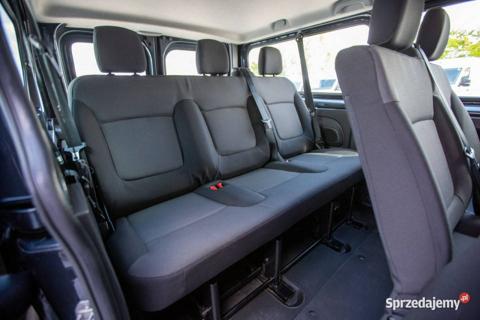 Renault Trafic L2H1 Długi 9 osób 2023r Stan III ABS Jarocin