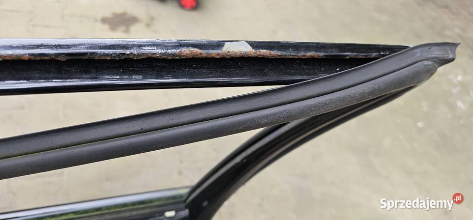 Drzwi prawy przód mercedes w202 lift Zbąszyń sprzedam