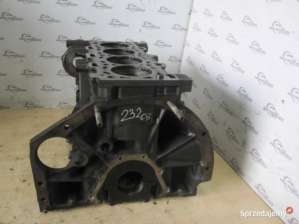 TRAFIC PRIMASTAR VIVARO 20 DCI M9R786 Blok