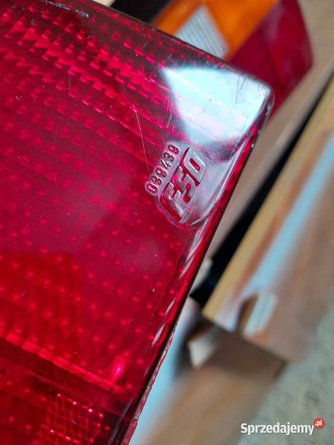 FSO POLONEZ CARO AKWARIUM LAMPY TYL PRAWA LEWA manualna Staszów