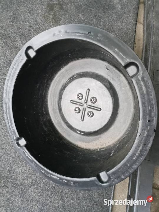 Mercedes 190 wyposażenie bagażnika pokrywa miska Tapicerki samochodowe Skarżysko-Kamienna