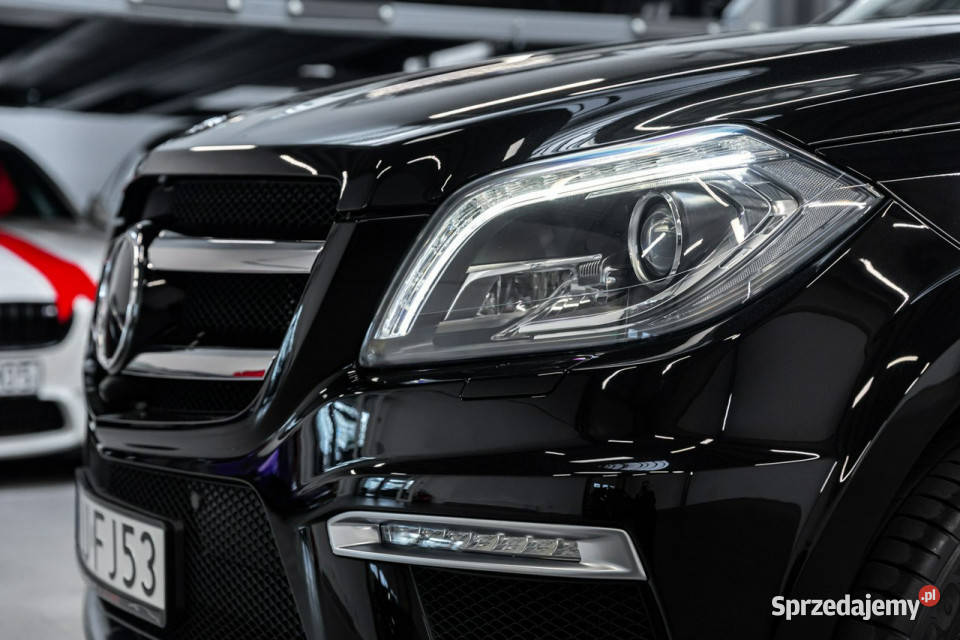 Mercedes GL 63 AMG 557 Japonia Bezwypadkowy 45 regulowane zawieszenie